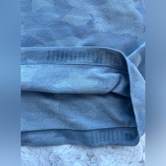 Athleta Speedlight Grey Camo Pattern Sleeveless Tank top size large - Picture 10 of 10